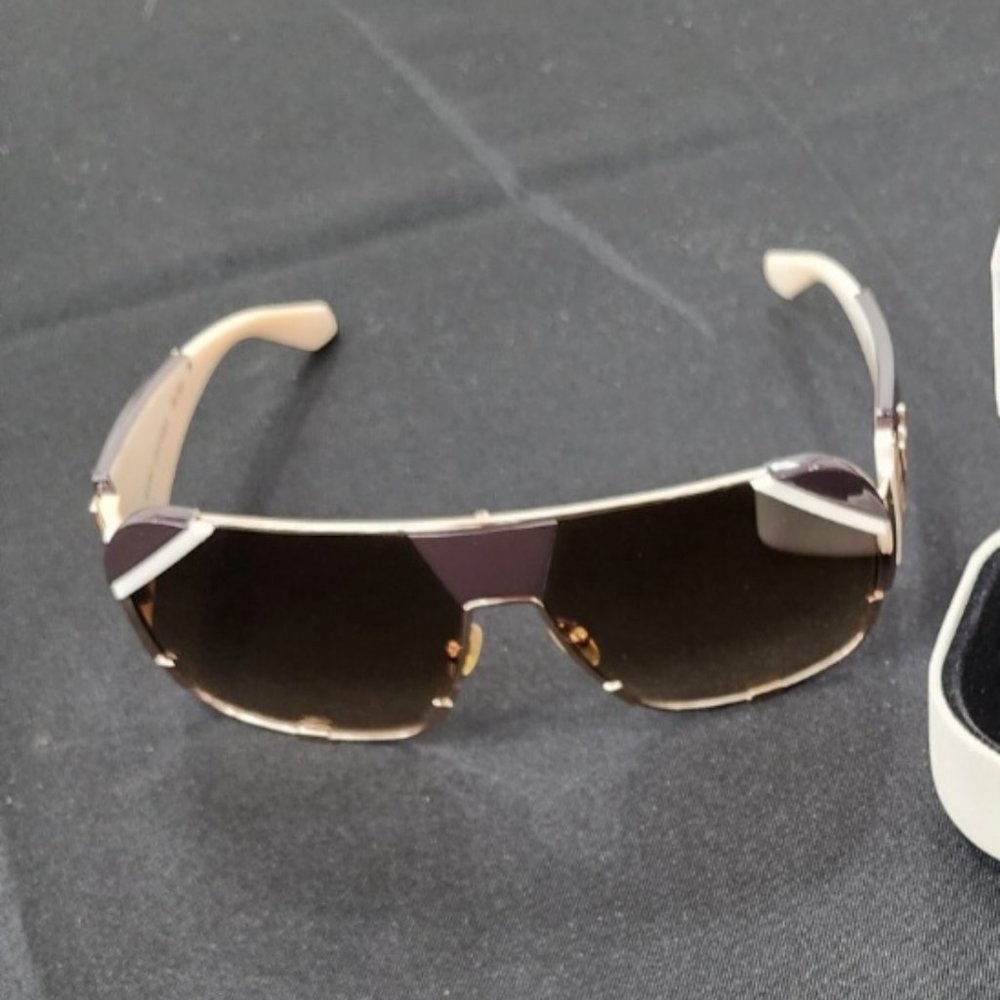 MARC JACOBS - AUTHENTIC, RARE, LIMITED-EDITION MARC JACOBS SUNGLASSES